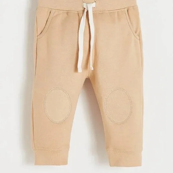 NWT BABY COTTONS 2 piece Sweatshirt & Jogger ADORABLE embroidered animals! 12 mo